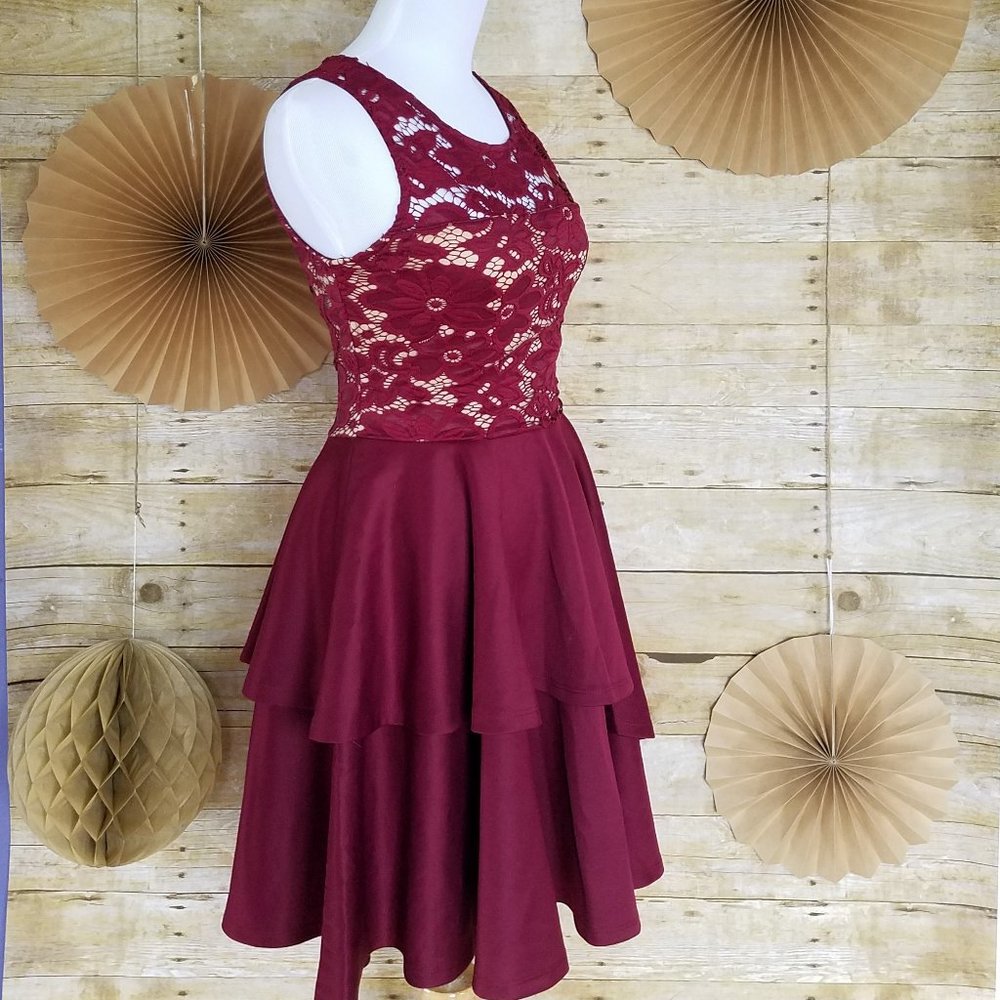 BURGUNDY LACE PARTY DRESS